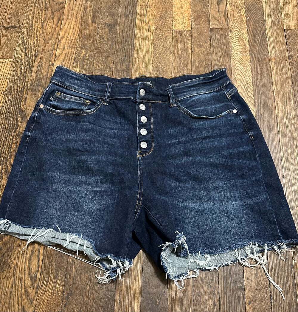 Judy Blue Los Angeles High-Rise Button-Fly Raw Hem Denim Shorts size 2XL